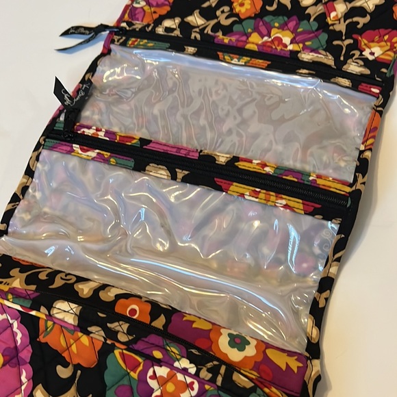 Vera Bradley travel make up bag - Picture 6 of 7